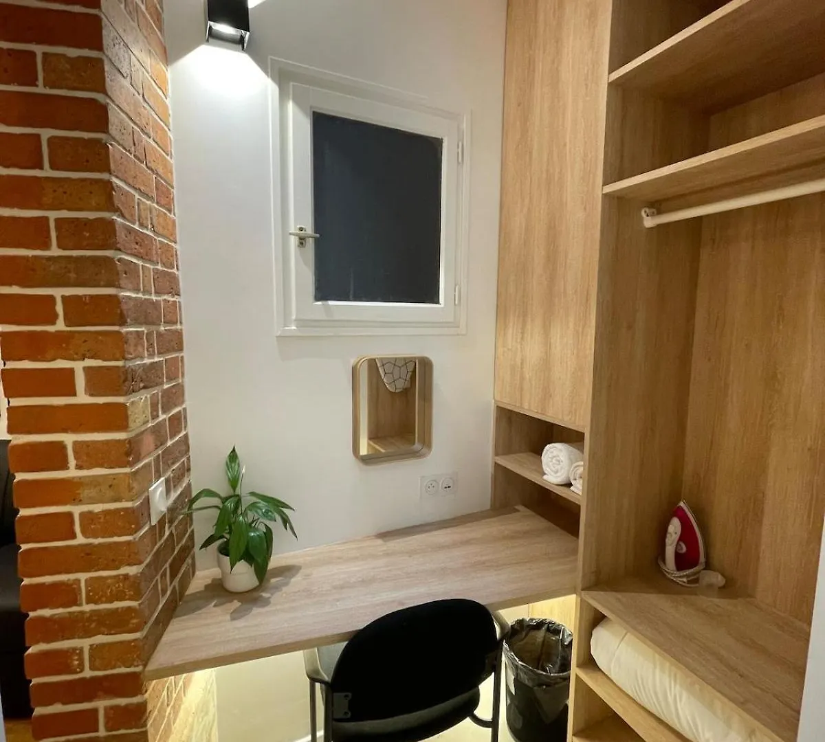 Cozy Loft Montmartre Place Des Abbesses Sacre Coeur Paryż 0*,