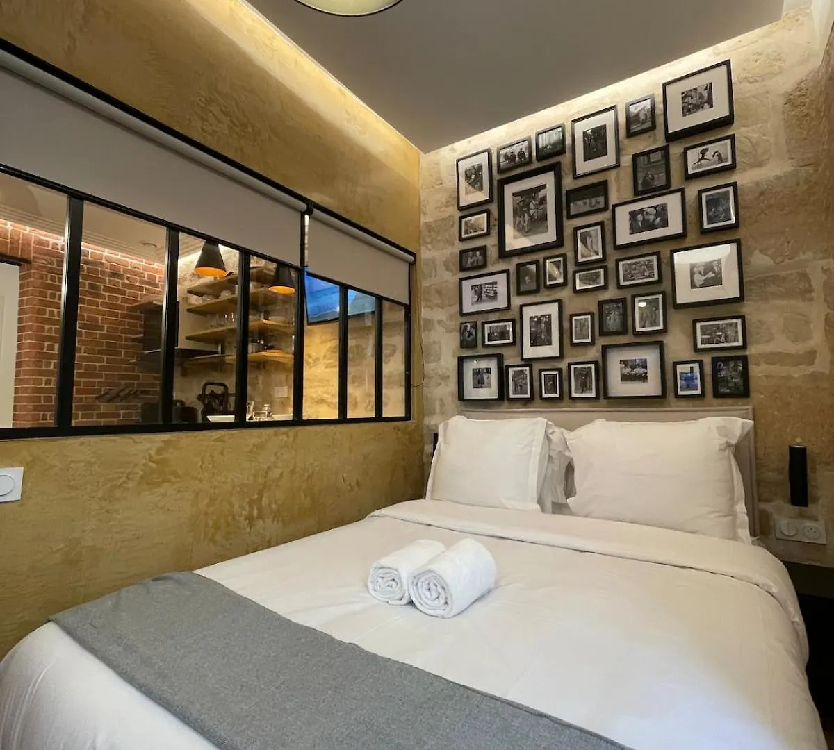 Cozy Loft Montmartre Place Des Abbesses Sacre Coeur Paryż Francja